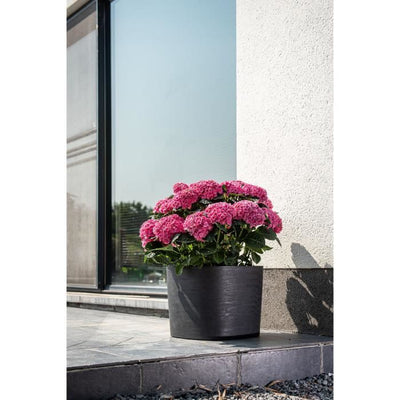 Vaso con riserva d'acqua - GARDEN ID Respect - Nero-Anth 20 x 20 cm - 100% rifiuti domestici - 100% riciclabile - Superficie strutturata.