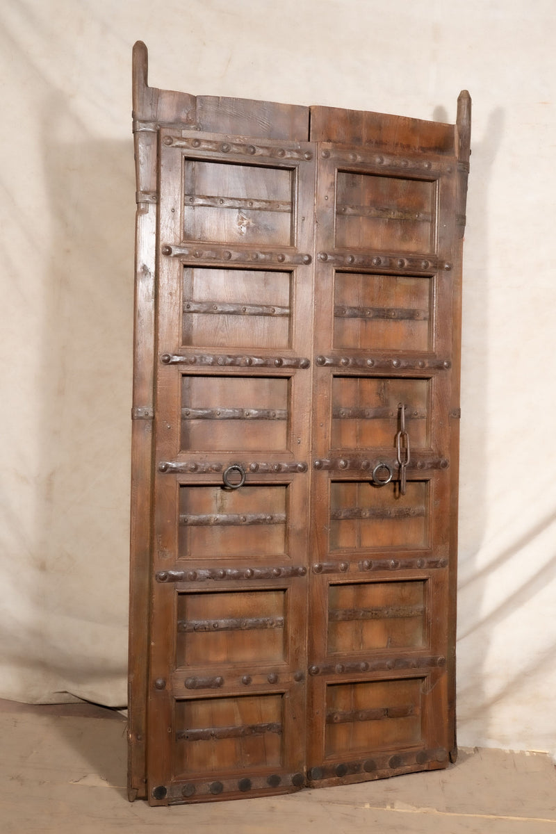 Biscottini Porta portone in legno massello e ferro da interno o da esterno vecchia e antica medievale scorrevole