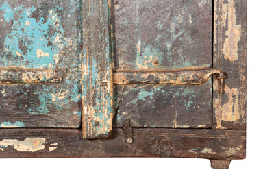 Biscottini Finestra finestrina grata in legno massello e in ferro antica e vecchia medievale con telaio da interno o da esterno