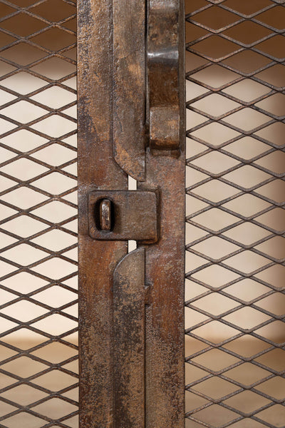 Biscottini Armadio in ferro finitura anticata Molto solido robusto Offerta Speciale