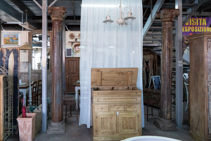 Biscottini Coppia di colonne in legno massello di teak