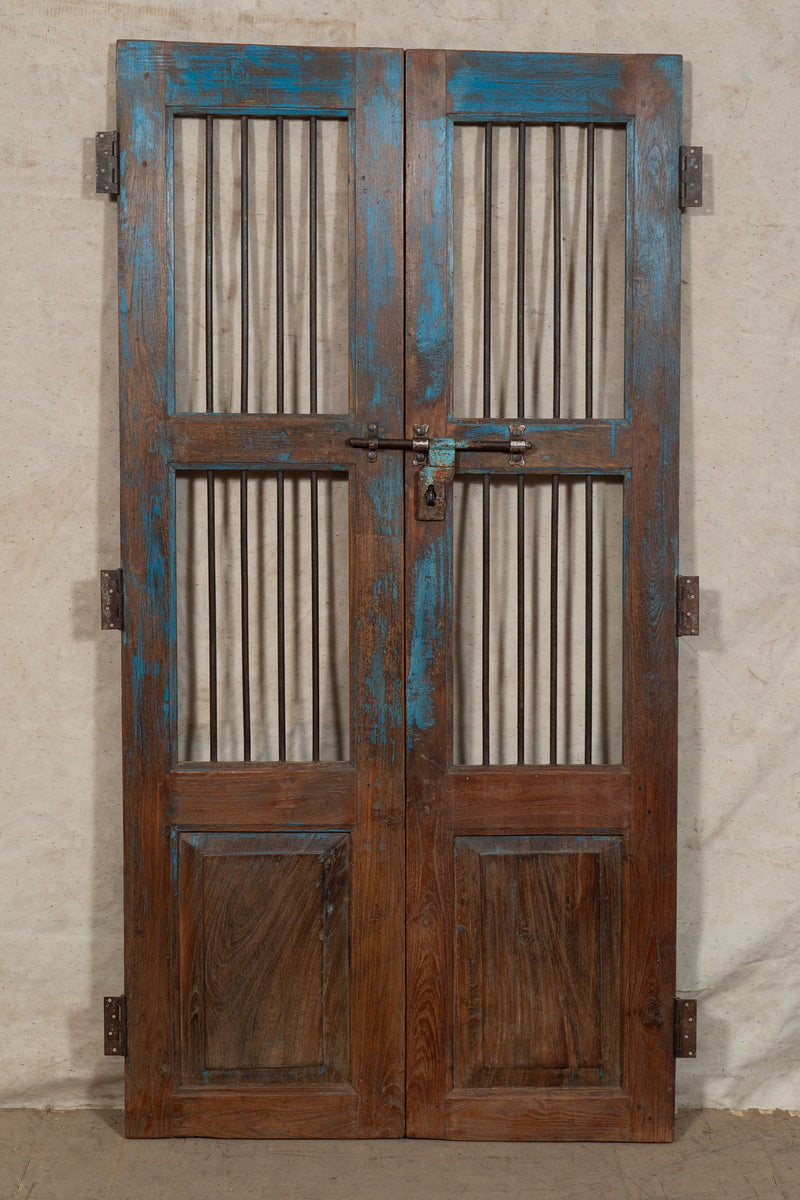 Biscottini Porta portone in legno massello e ferro da interno o da esterno vecchia e antica medievale scorrevole