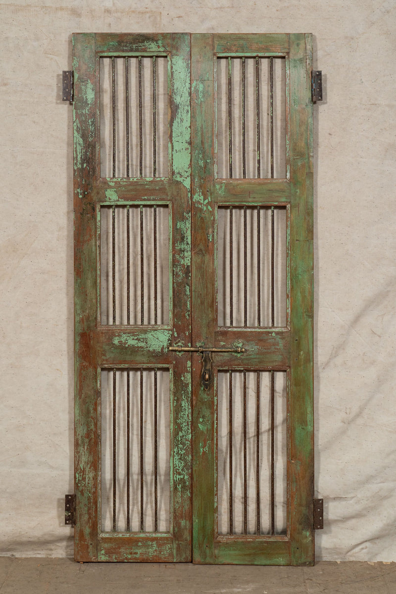 Biscottini Porta portone in legno massello e ferro da interno o da esterno vecchia e antica medievale scorrevole