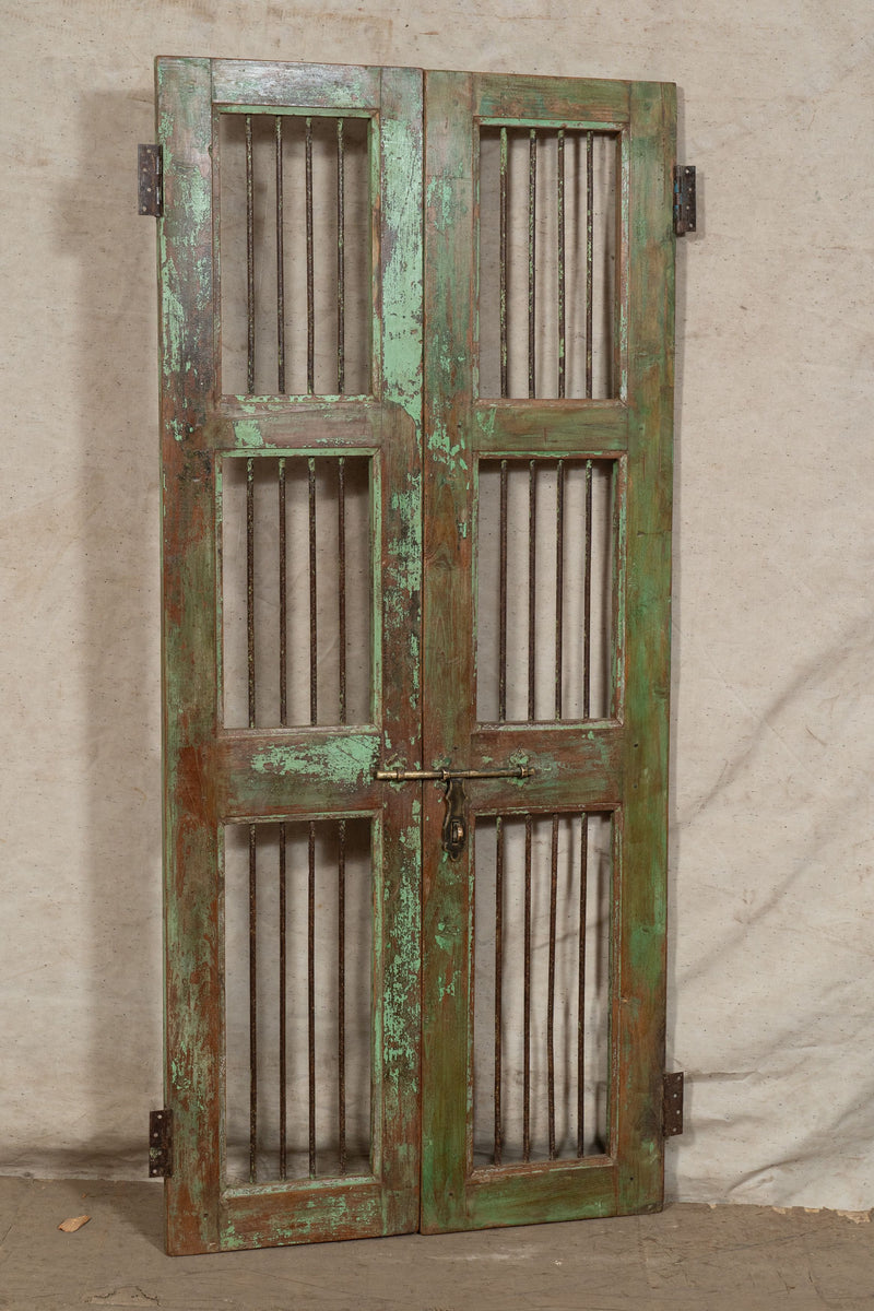 Biscottini Porta portone in legno massello e ferro da interno o da esterno vecchia e antica medievale scorrevole