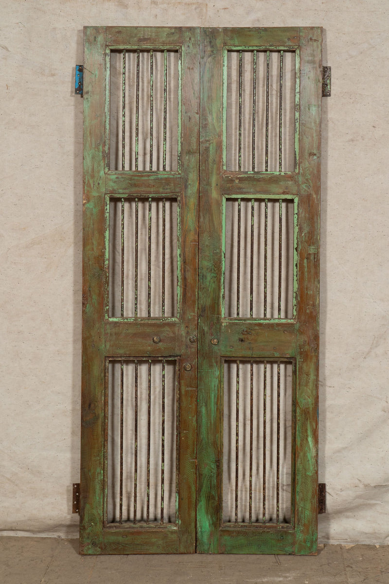 Biscottini Porta portone in legno massello e ferro da interno o da esterno vecchia e antica medievale scorrevole