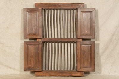 Biscottini Finestra finestrina grata porta in legno massello e in ferro antica e vecchia con telaio da interno o da esterno