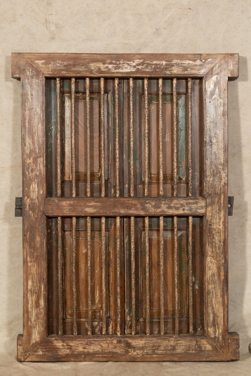 Biscottini Finestra finestrina grata porta in legno massello e in ferro antica e vecchia con telaio da interno o da esterno