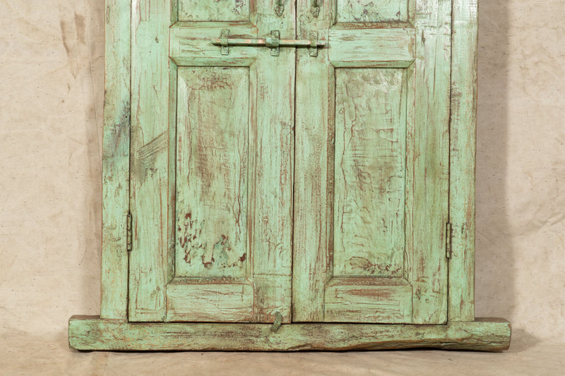 Biscottini Finestra finestrina grata porta in legno massello e in ferro antica e vecchia con telaio da interno o da esterno