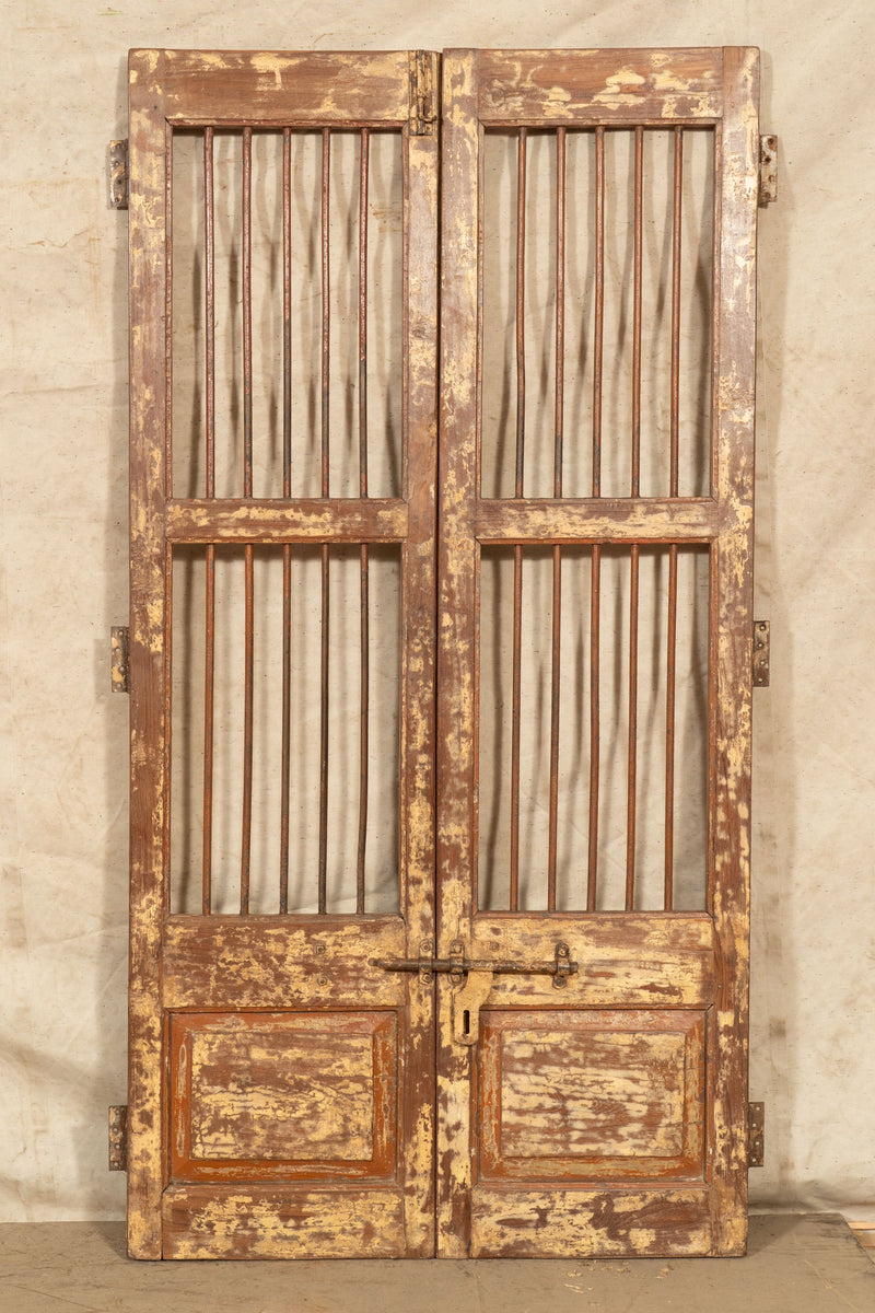 Biscottini Porta portone in legno massello e ferro da interno o da esterno vecchia e antica medievale scorrevole