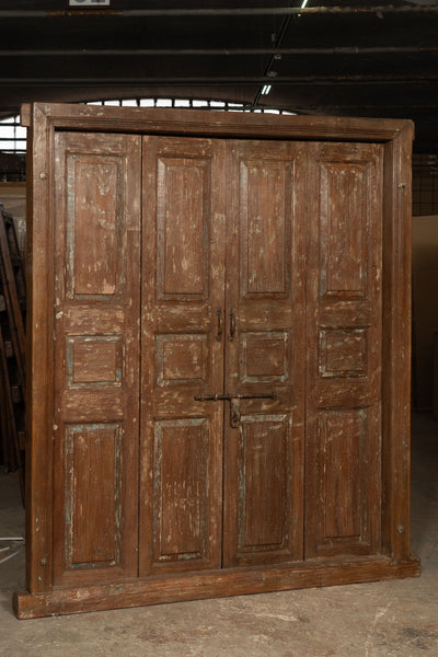 Biscottini Porta portone in legno massello e ferro da interno o da esterno vecchia e antica medievale scorrevole con telaio