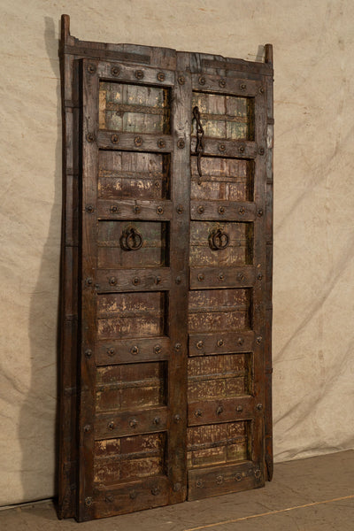 Biscottini Porta portone in legno massello e ferro da interno o da esterno vecchia e antica medievale scorrevole