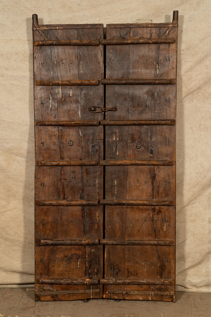 Biscottini Porta portone in legno massello e ferro da interno o da esterno vecchia e antica medievale scorrevole