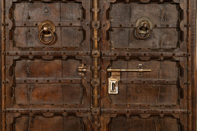 Biscottini Porta portone in legno massello e ferro da interno o da esterno vecchia e antica medievale scorrevole