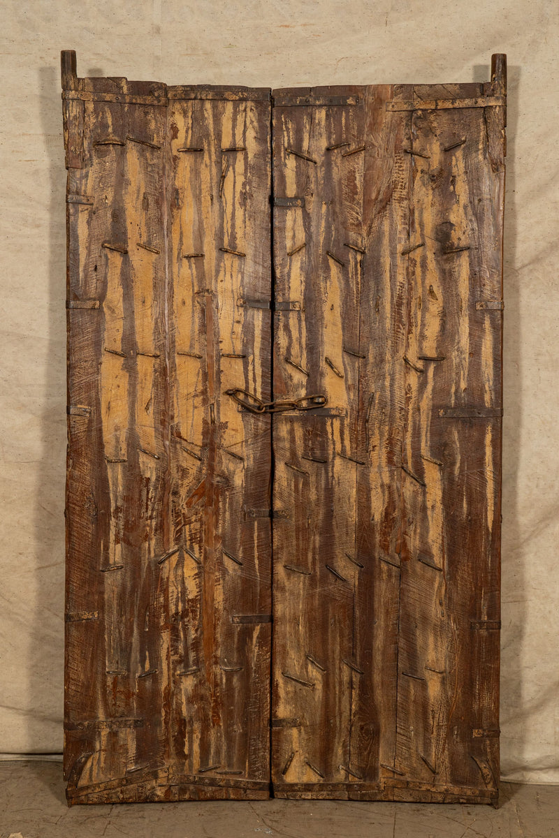 Biscottini Porta portone in legno massello e ferro da interno o da esterno vecchia e antica medievale scorrevole