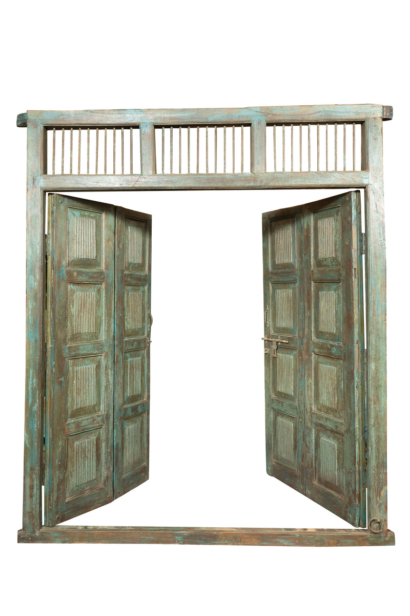 Biscottini Porta portone in legno massello e ferro da interno o da esterno vecchia e antica medievale scorrevole con telaio