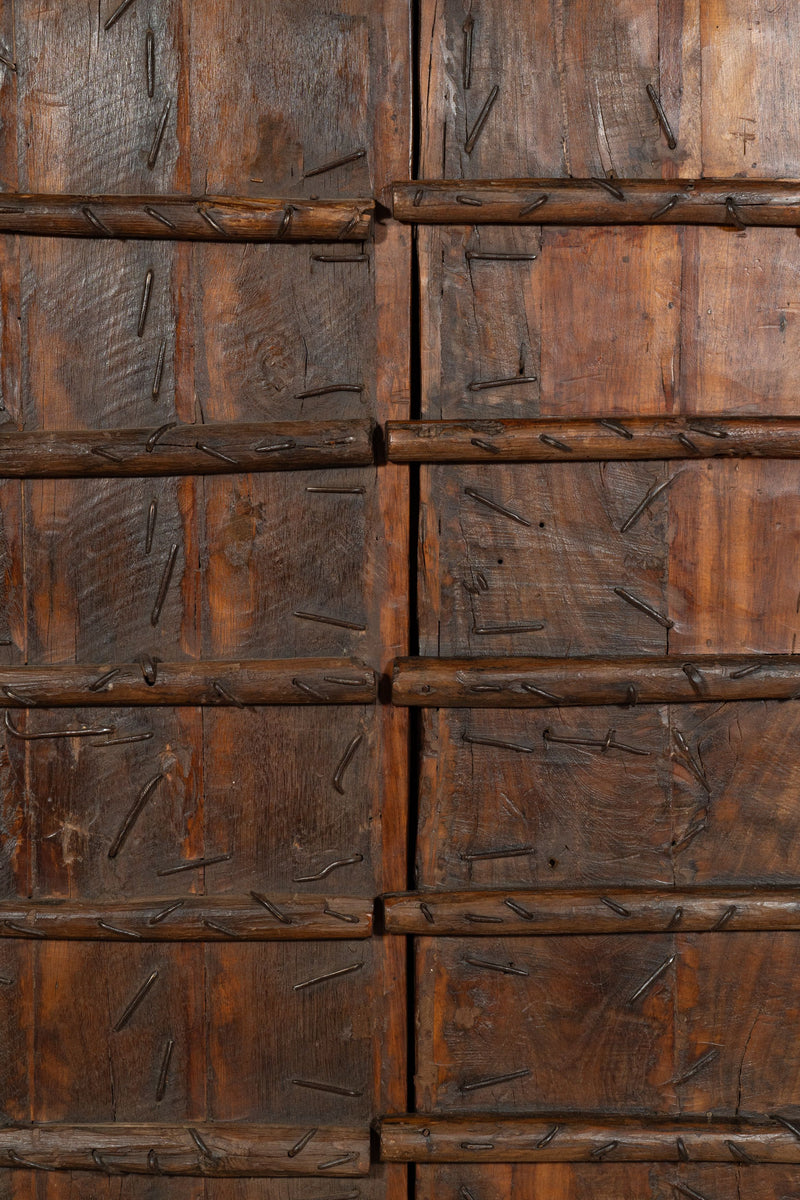 Biscottini Porta portone in legno massello e ferro da interno o da esterno vecchia e antica medievale scorrevole