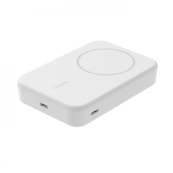 Belkin BoostCharge Pro Carica wireless Bianco (10K MAGSAFE POWERBANK W KICKSTANDWHT)