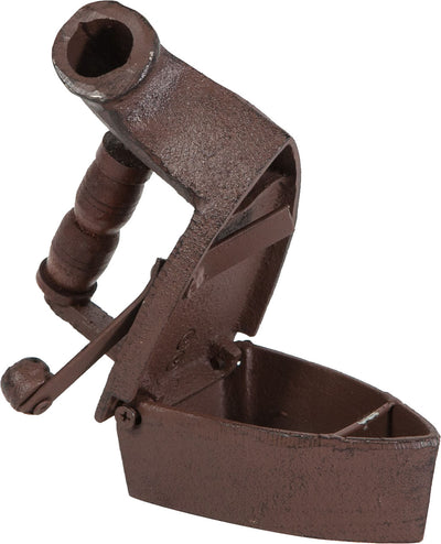 Biscottini Ferro da stiro in ghisa finitura ruggine anticata con manico di legno legno.