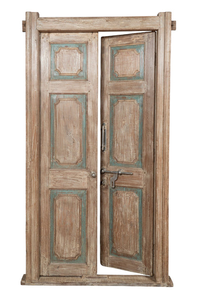 Biscottini Porta portone in legno massello e ferro da interno o da esterno vecchia e antica medievale con telaio