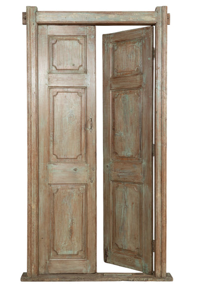 Biscottini Porta portone in legno massello e ferro da interno o da esterno vecchia e antica medievale con telaio