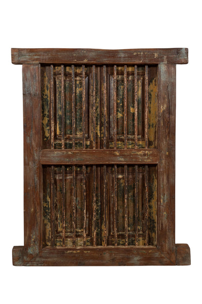 Biscottini Finestra finestrina grata in legno massello e in ferro antica e vecchia medievale con telaio da interno o da esterno