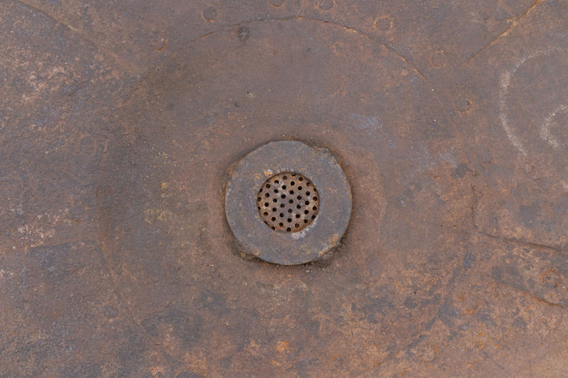 Biscottini Vecchio contenitore in ferro battuto