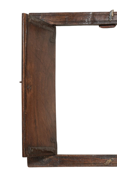 Biscottini Finestra finestrina grata in legno massello e in ferro antica e vecchia medievale con telaio da interno o da esterno