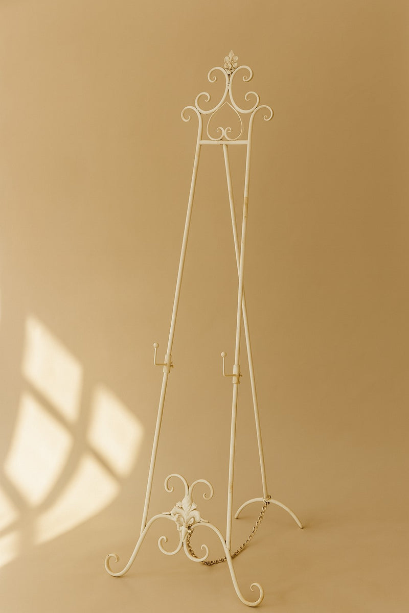 Biscottini Portaquadro in ferro battuto finitura bianca anticata L53xPR96xH150 cm Elegante