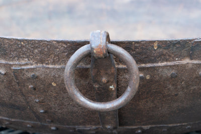 Biscottini VECCHIO CONTENITORE IN FERRO BATTUTO