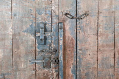 Biscottini Porta portone in legno massello e ferro da interno o da esterno vecchia e antica medievale