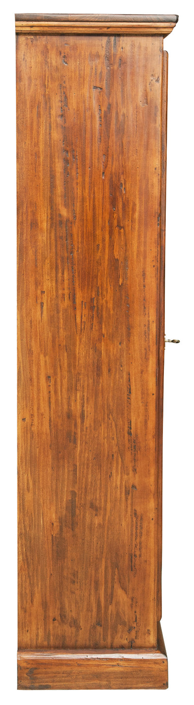 Biscottini Stipo Country in legno massello di tiglio finitura noce L72xPR40xH173 cm. Made in Italy