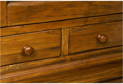 Biscottini Credenza Country in legno massello di tiglio finitura noce L142xPR50xH225 cm. Made in Italy