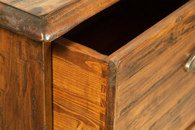 Biscottini Cassettiera Country in legno massello di tiglio finitura noce L116xPR41xH100 cm. Made in Italy