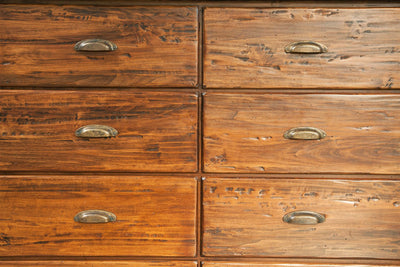 Biscottini Cassettiera Country in legno massello di tiglio finitura noce L116xPR41xH100 cm. Made in Italy