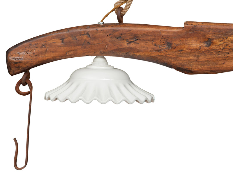 Biscottini Giogo lampadario in legno massello di tiglio finitura noce. Made in Italy