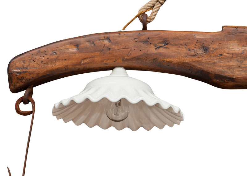 Biscottini Giogo lampadario in legno massello di tiglio finitura noce. Made in Italy