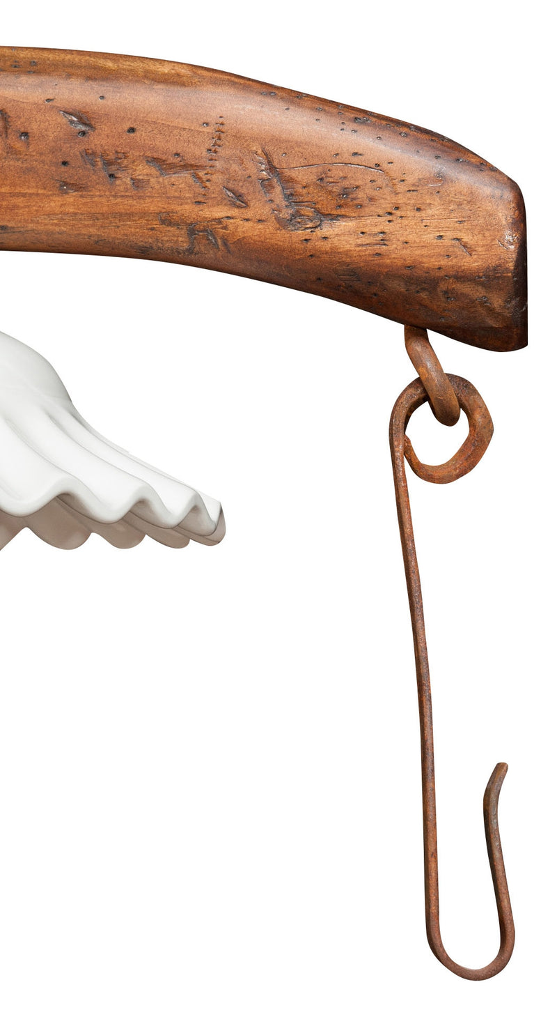 Biscottini Giogo lampadario in legno massello di tiglio finitura noce. Made in Italy