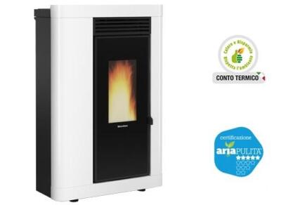 STUFE A PELLET ANNABELLA PLUS 5.0 CANALIZZATA NORDICA EXTRAFLAME POTENZA 8 Kw/h