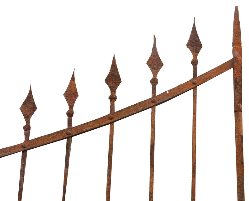 Biscottini Cancello in ferro pieno finitura anticata L400xPR10xH289 cm. Made in Italy