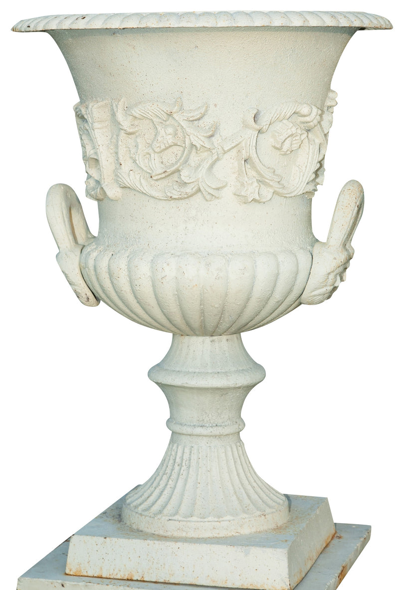 Biscottini Vaso diam.57xH80 cm con base L44xPR44xH69 cm in fusione di ghisa Stabile