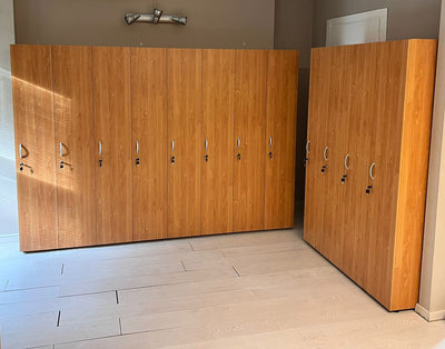 Armadietto spogliatoio in legno ad 1 posto con 1 anta battente cm. 33X52X185H