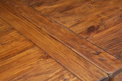 Biscottini Tavolo Country allungabile legno massello di tiglio finitura noce. Made in Italy