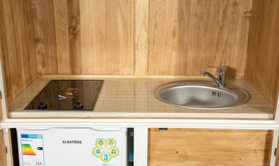 Biscottini CREDENZA CUCINA IN LEGNO MASSELLO DI TIGLIO FINITURA BIANCA ANTICATA L130XPR60XH115 CM. MADE IN ITALY