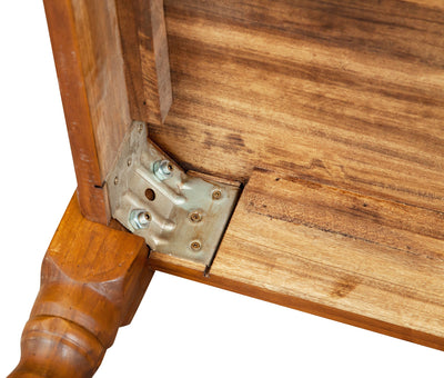 Biscottini Tavolo Country in legno massello di tiglio finitura noce L70xPR70xH78 cm. Made in Italy