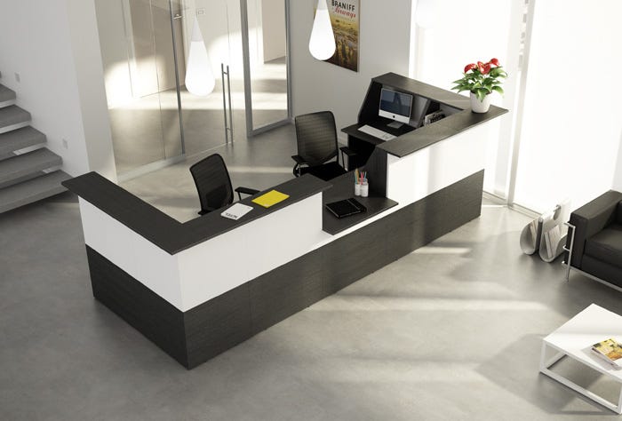 Banco reception angolare in melaminico verniciato cm. 76,1X76,1X117h