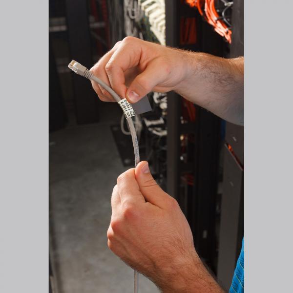 Brady 110927 Nero, Translucent, Bianco Etichetta per stampante autoadesiva (Self-laminating Vinyl tape - for M211 M210 BMP21-PLUS - BMP21-LAB BMP21 Selflaminating - Warranty: 12M)