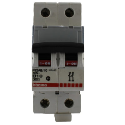 Interruttore magnetotermico 2P 2modulo 10A Bticino