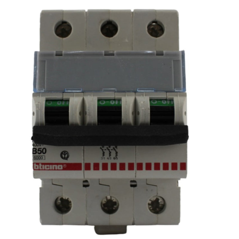 Interruttore magnetotermico 3P 3modulo 50A Bticino