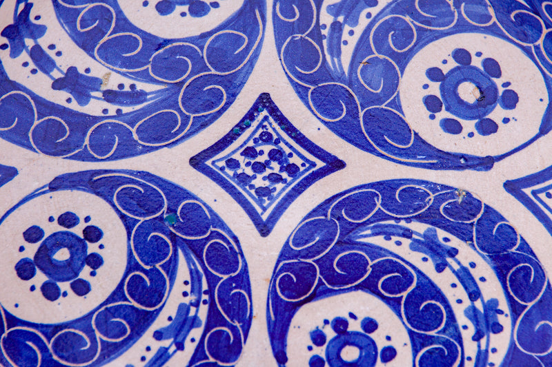 Biscottini Piatto in ceramica decorato a mano