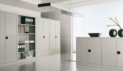 Armadio ad ante battenti per archiviazione con 4 ripiani regolabili rinforzati cm. 120x60x200H